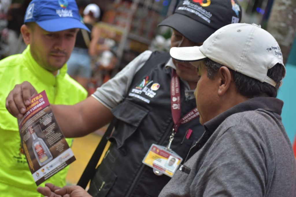 Campaña “Por una Navidad Legal” adelantó jornada de sensibilización en Centro de Ibagué