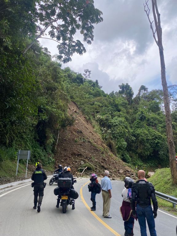 Temporada de lluvias, causa bloqueos en la vía al Líbano Tolima