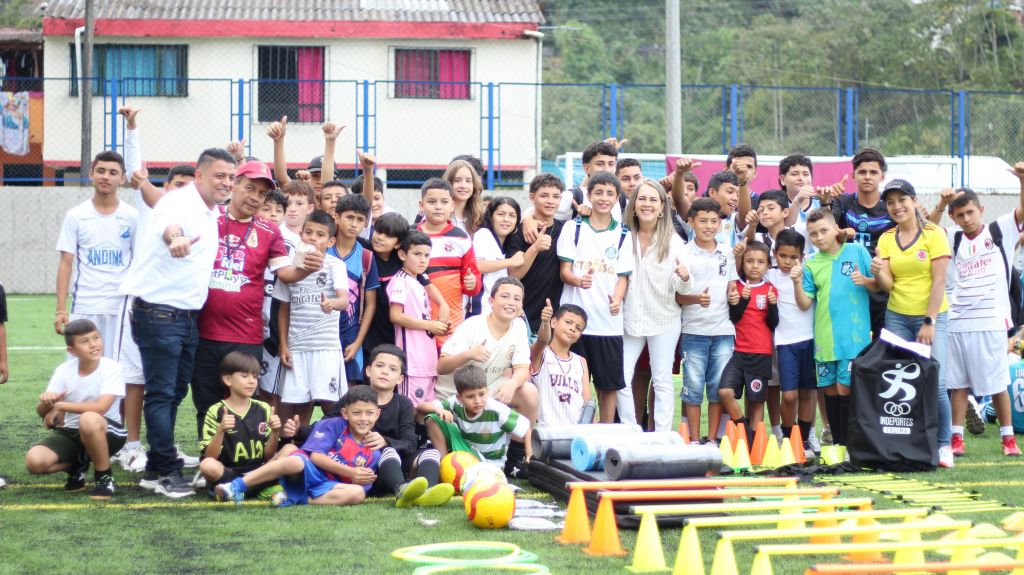 Gran entrega para futuros campeones en Fresno