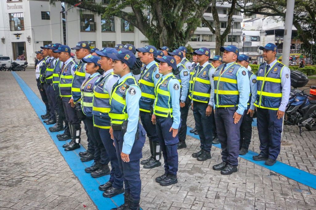 Agarraron de saco de Boxeo, a 5 agentes de tránsito en Ibagué