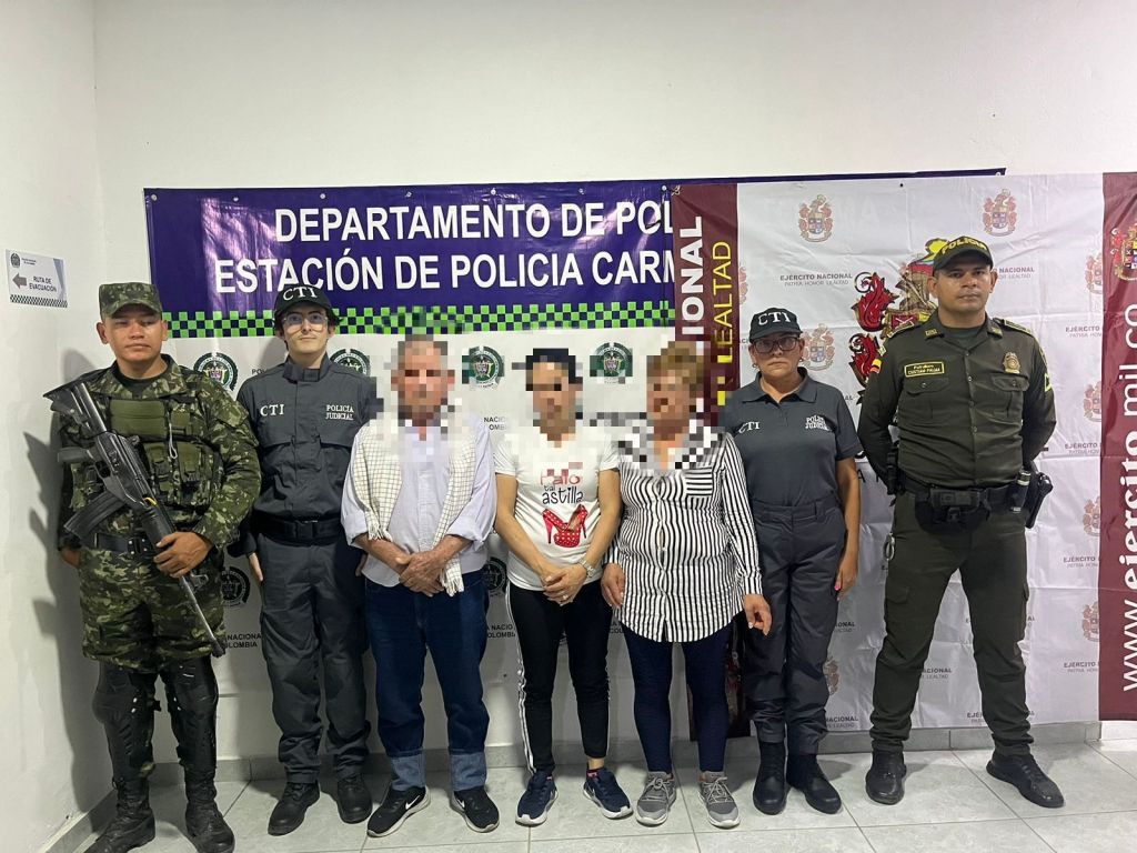 Sujeto violó 2 menores, con la ayuda de su propia hija y esposa