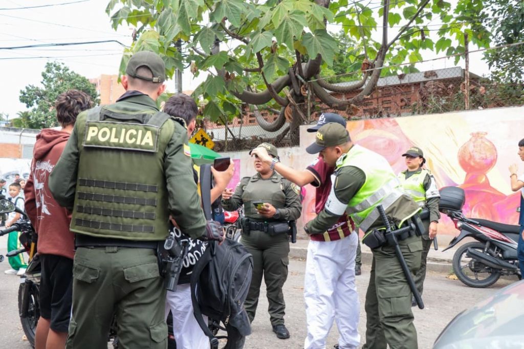 Plan para salvar niños de las garras de los grupos delincuenciales