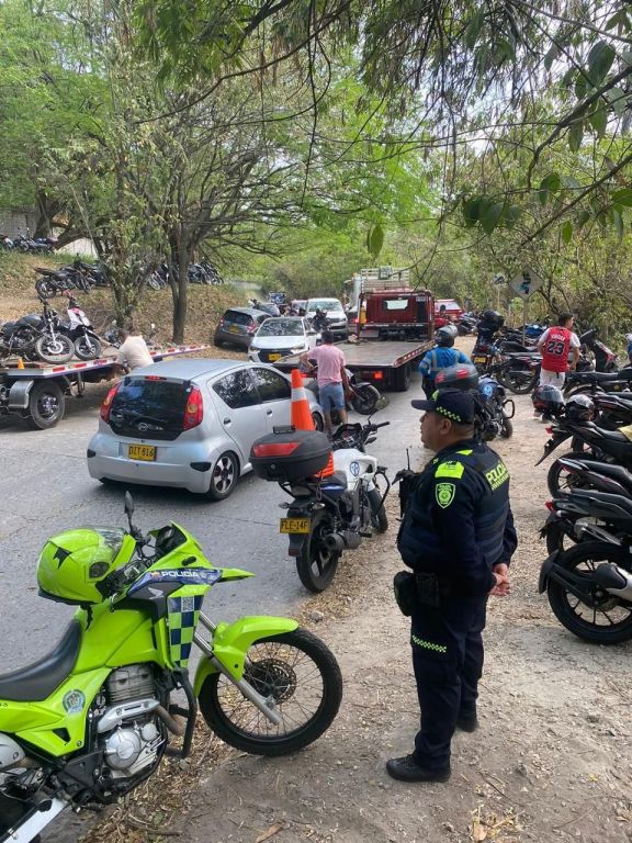 Inmovilizan 16 motos, qué estaban fuera de un balneario