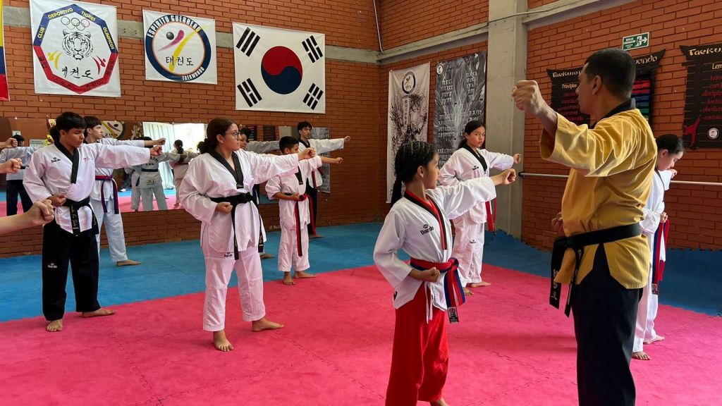 Tolima afianza su preparación para los Juegos Nacionales Juveniles con exitoso Campamento de Taekwondo