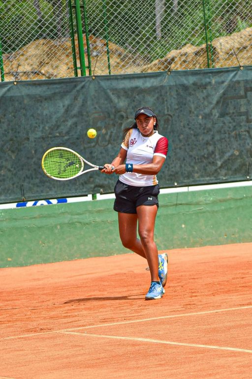 La tenista tolimense María Camila Romero avanzó a los octavos de final en Juegos Nacionales Juveniles