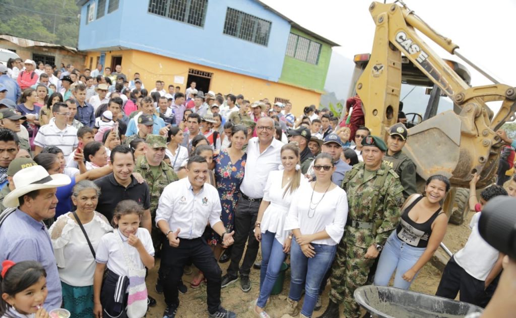 Las obras no tienen color político: Gobernador en Chaparral