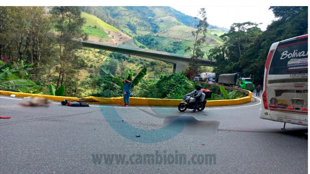 2 motociclistas muertos, dejó fatal accidente en vía La Línea.